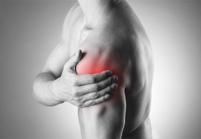 Болки в Рамото и Ръката: 8 причини и начини за лечение - Move&Flex