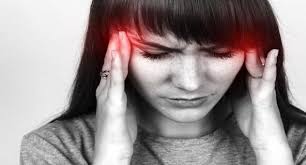7- причини за Хормонално главоболие, водещи до болка